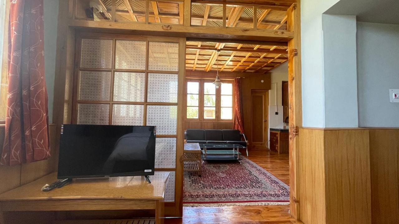 לה The Willow House מראה חיצוני תמונה